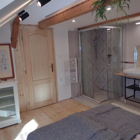 Studio Blizko Centra, Zilinska 20 Bratislava Luaran gambar